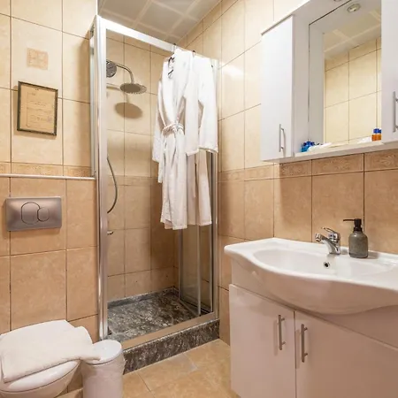 Istiklal Appartement *